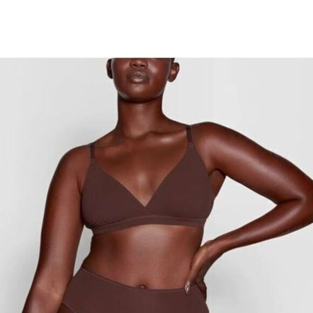 SKIMS‎ Gracelynne V-Neck Bralette Color Clove Size Small